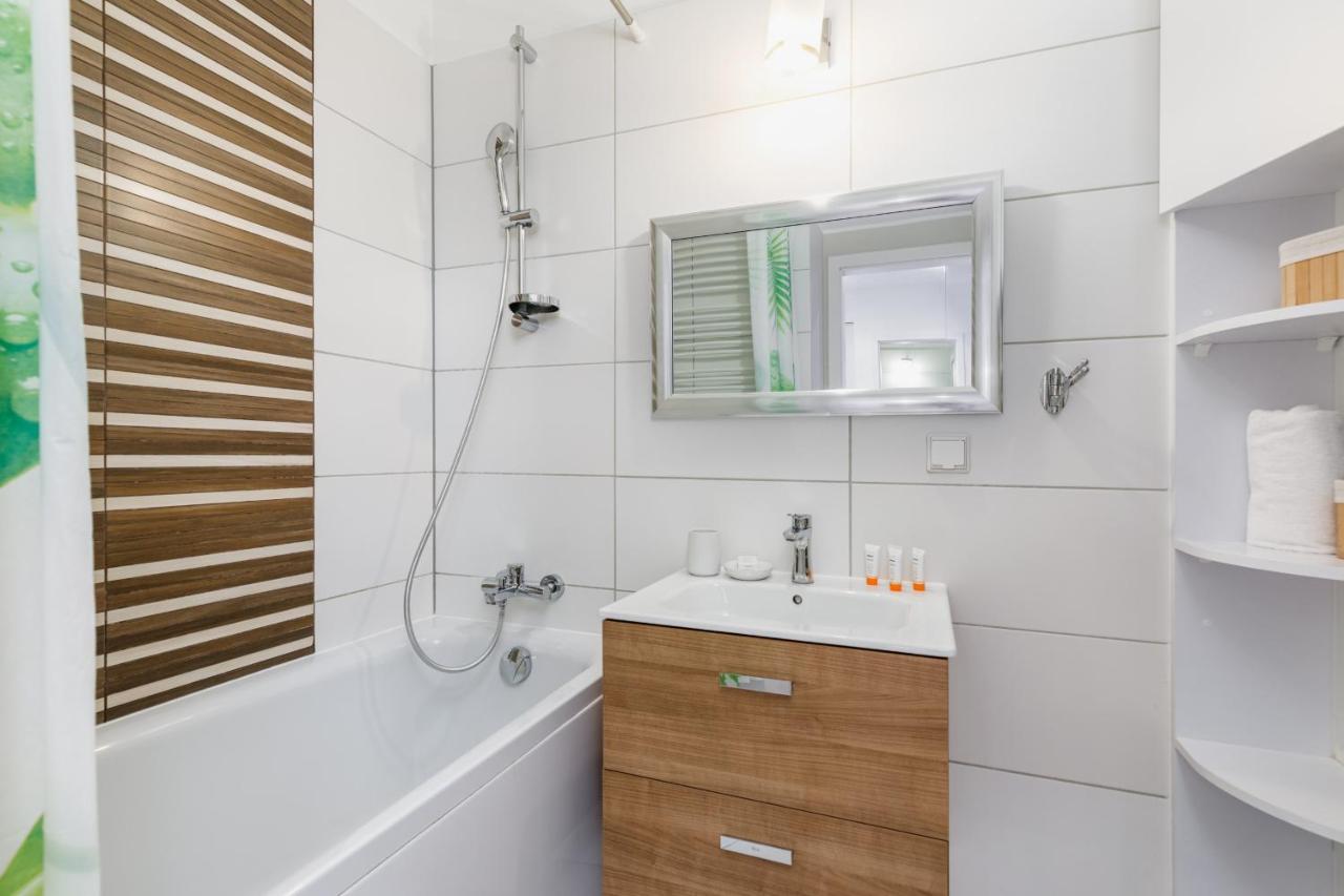 New Slavia Apartments Promenada Gwiazd By The Beach By Noclegi Renters Мендзыздрое Экстерьер фото
